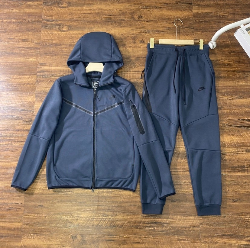 Nke tech tracksuit