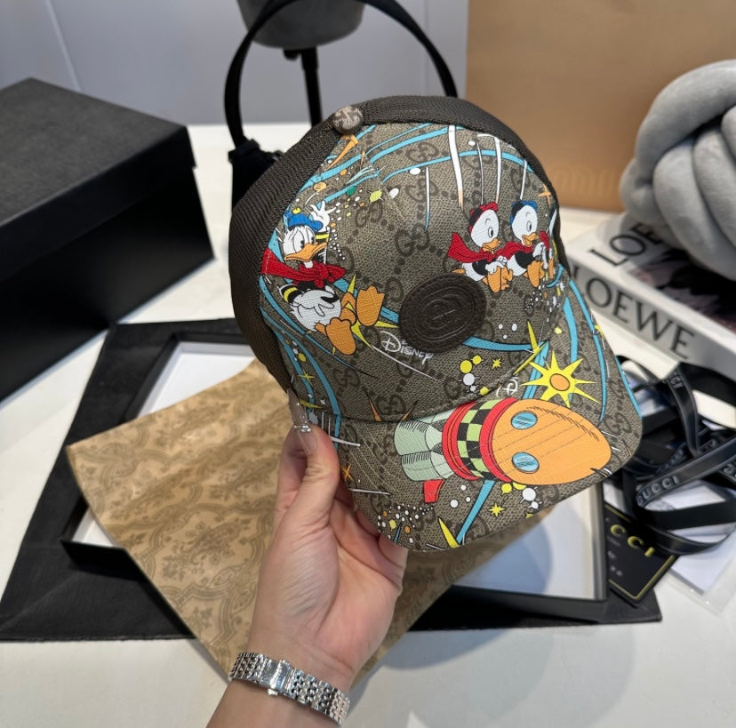 Gcci Donald Duck hat